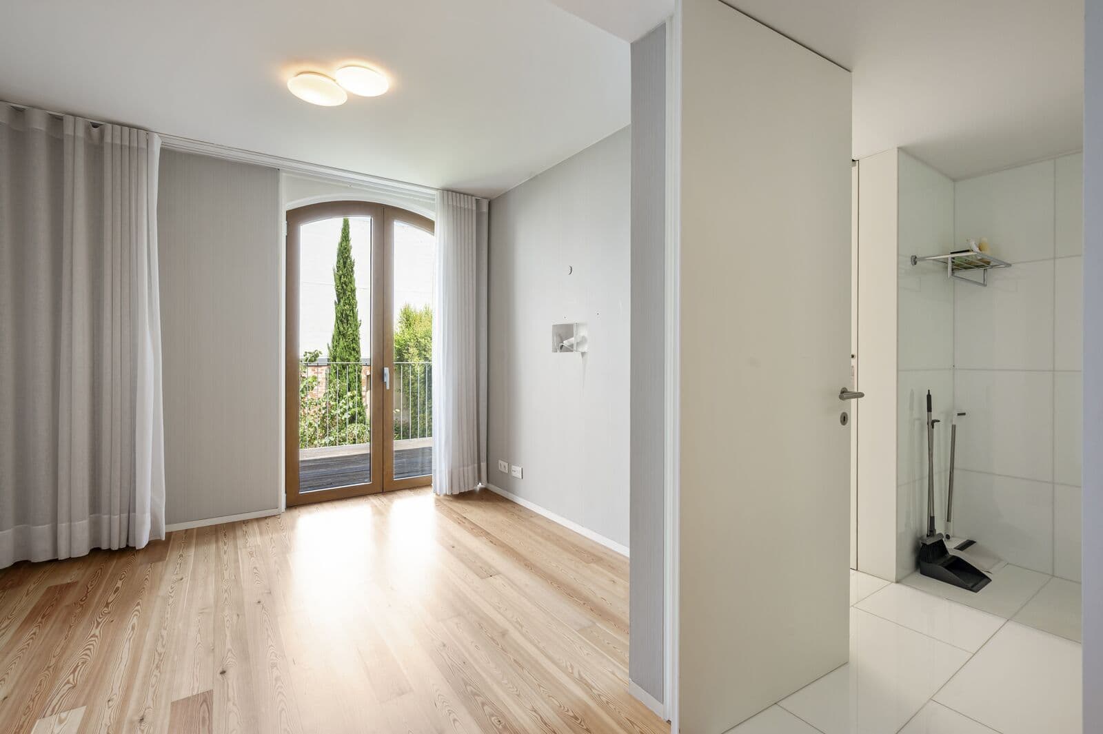 4 Bedroom Apartment with parking, Restelo, Lisboa - Image 13