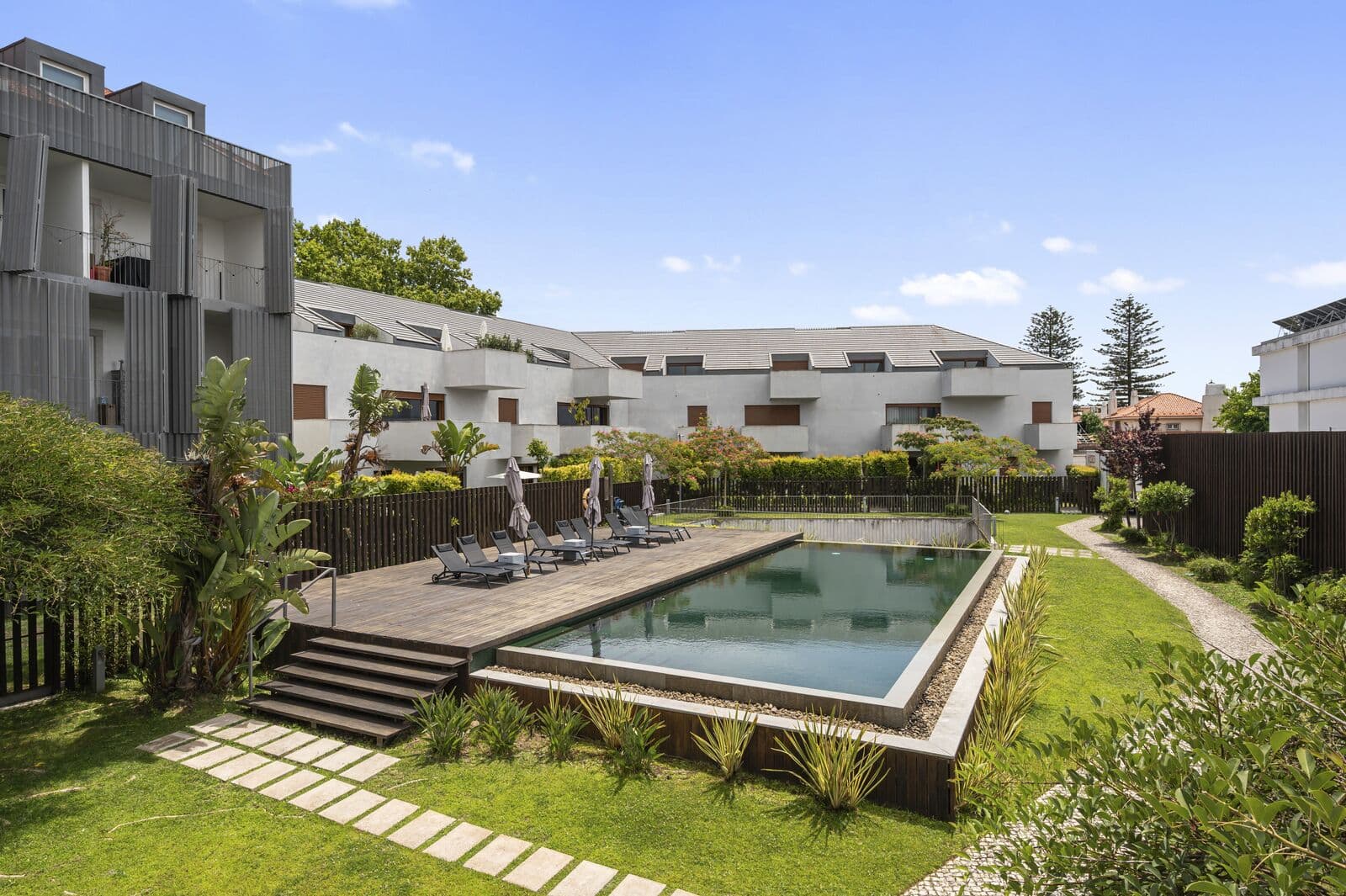 4 Bedroom Apartment with parking, Restelo, Lisboa - Image 31