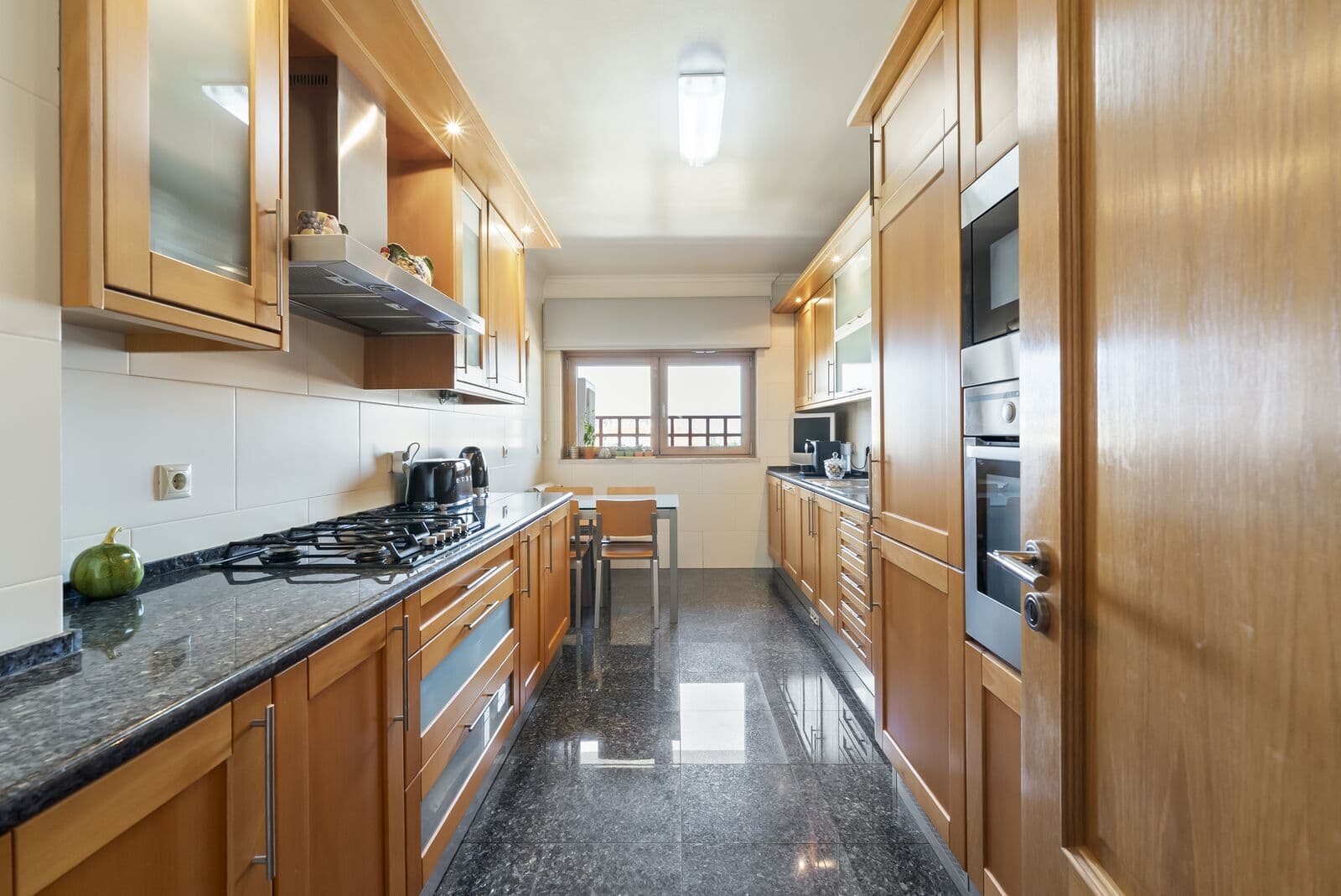 Apartamento T3 com estacionamento, Alto dos Moinhos, Lisboa - Imagem 19