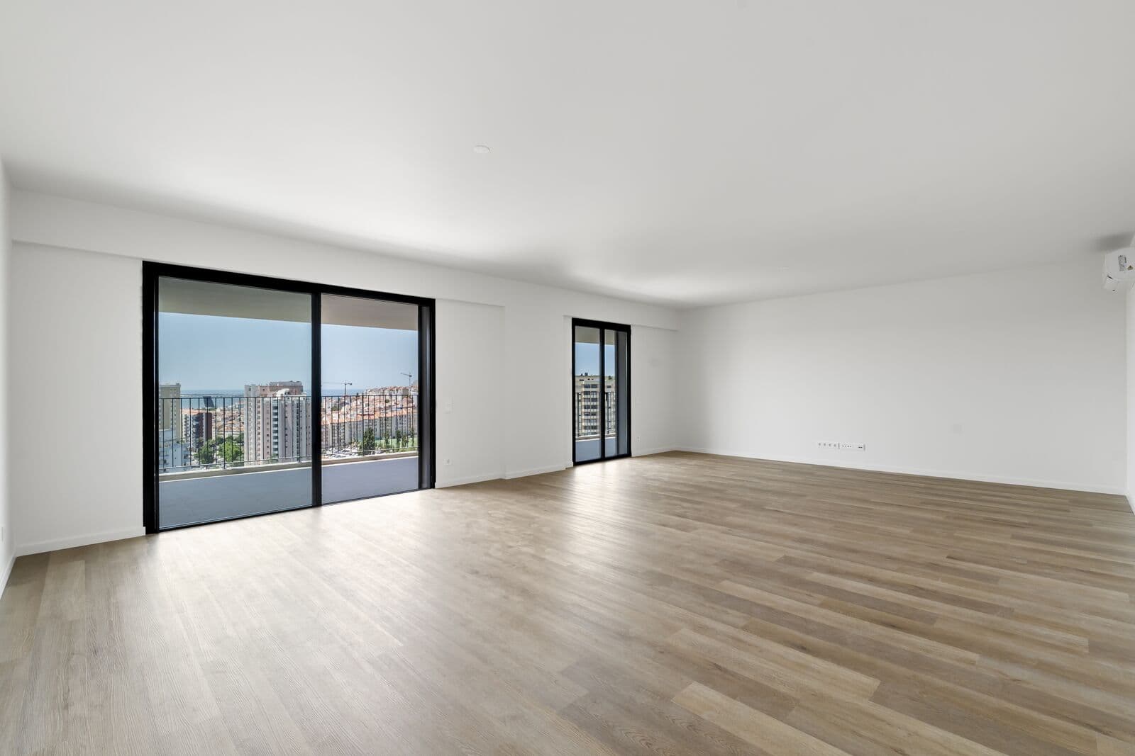 Apartamento T4 com piscina, Miraflores, Oeiras - Imagem 4