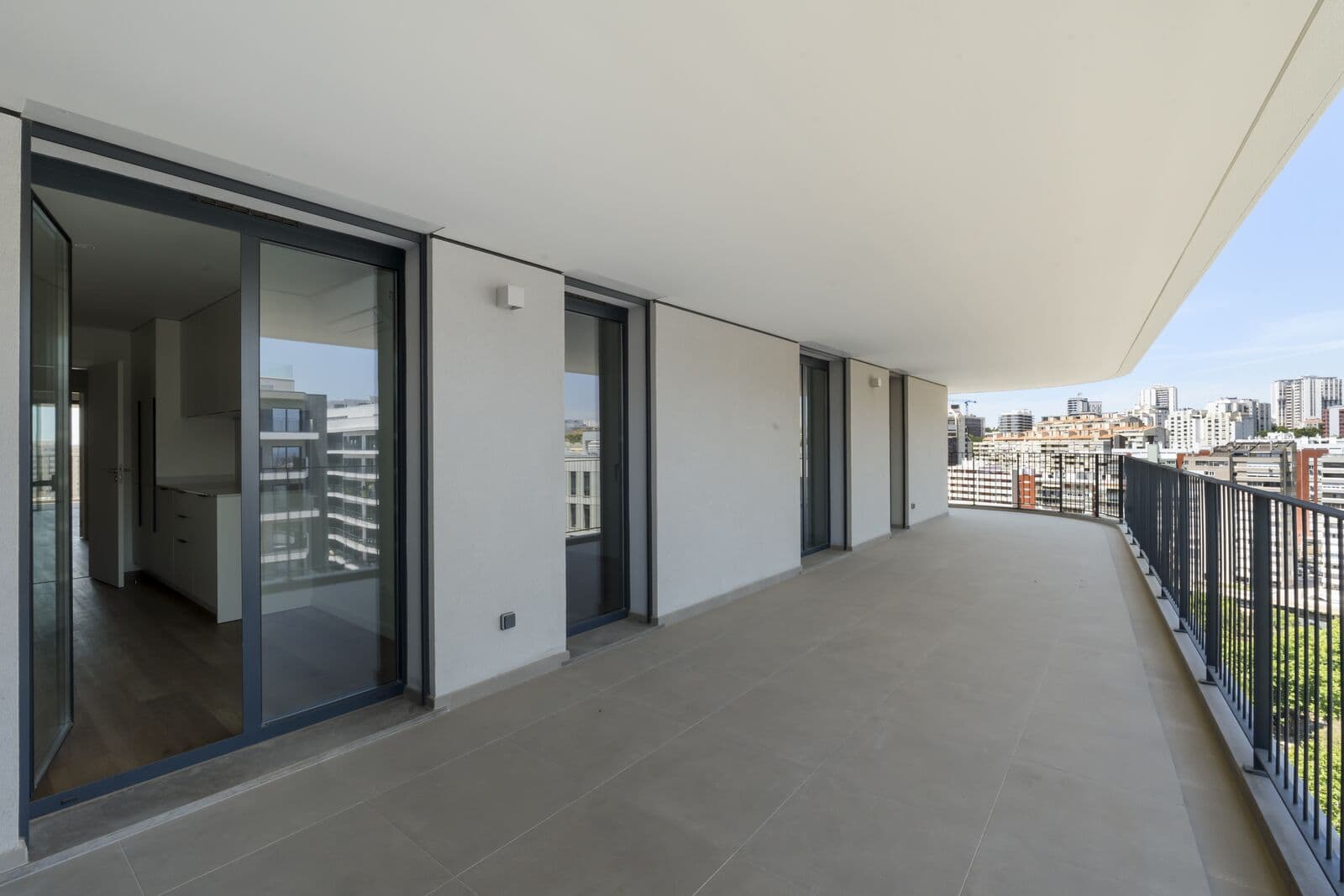 Apartamento T4 com piscina, Miraflores, Oeiras - Imagem 34
