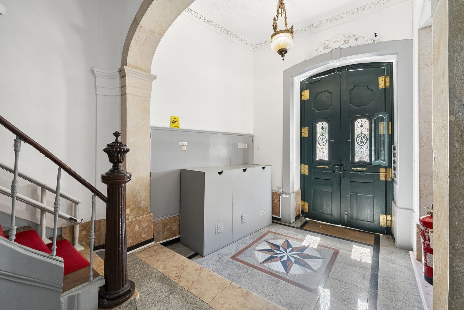 Duplex T3 + 1 com piscina, Estrela, Lisboa - Imagem 37