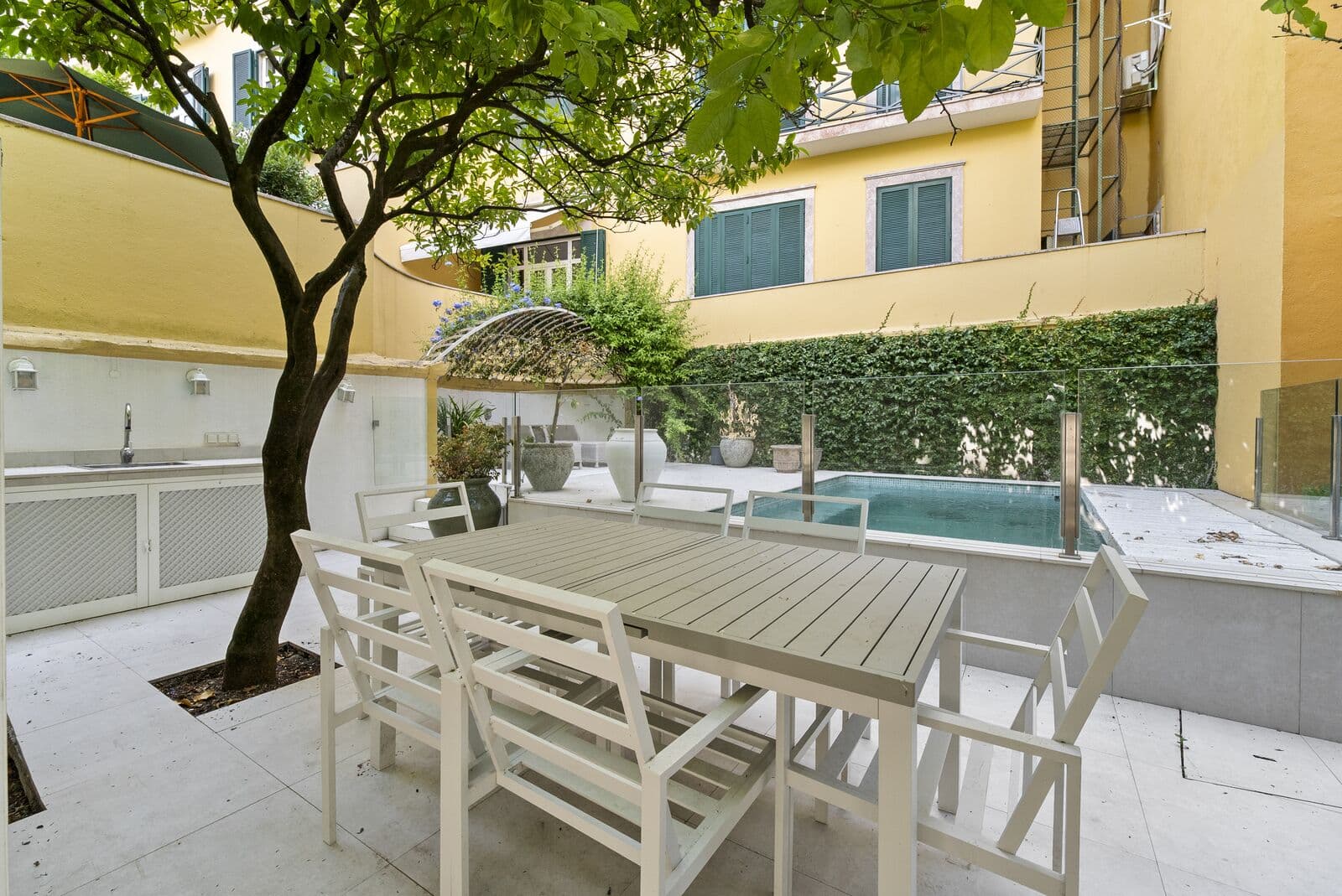 Duplex T3 + 1 com piscina, Estrela, Lisboa - Imagem 2