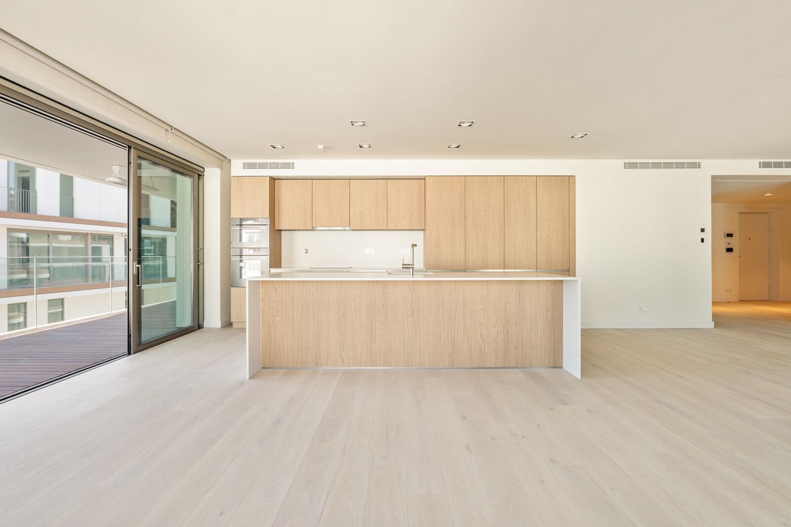 3 Bedroom Apartment with garden, Cascais - Image 10