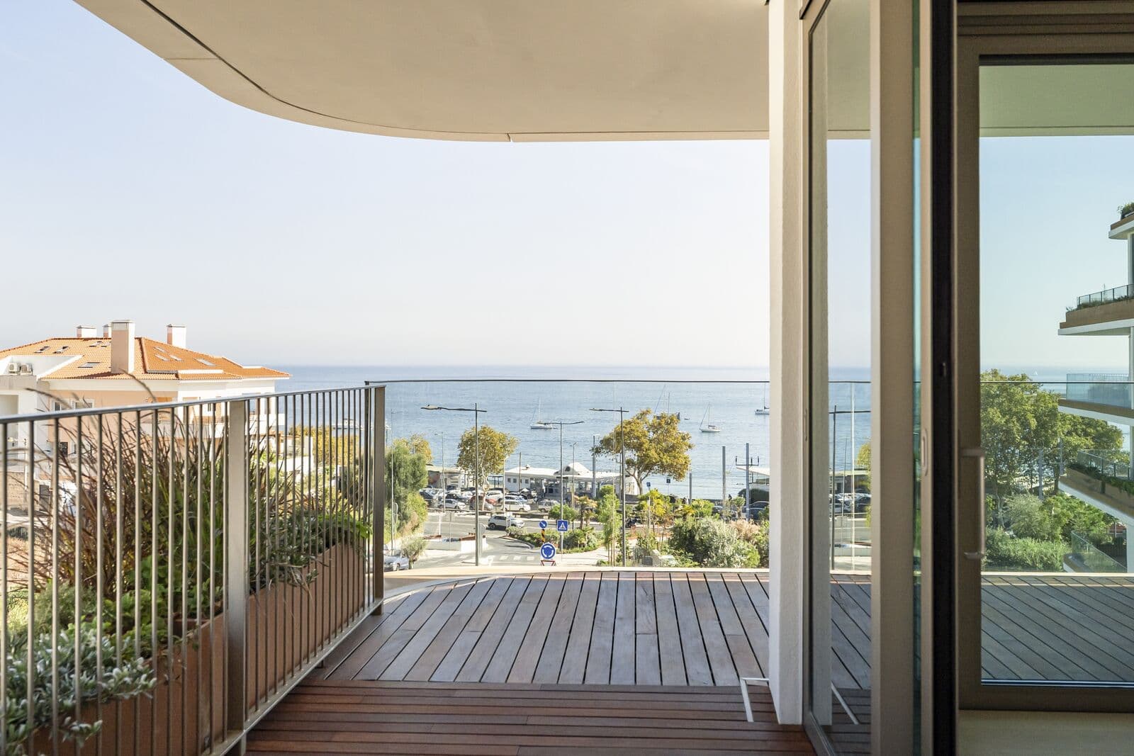 3 Bedroom Apartment with garden, Cascais - Image 18