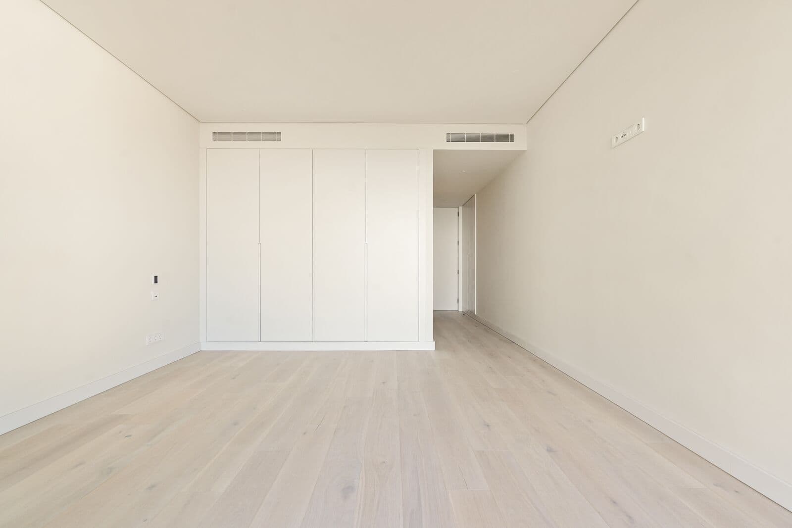3 Bedroom Apartment with garden, Cascais - Image 37