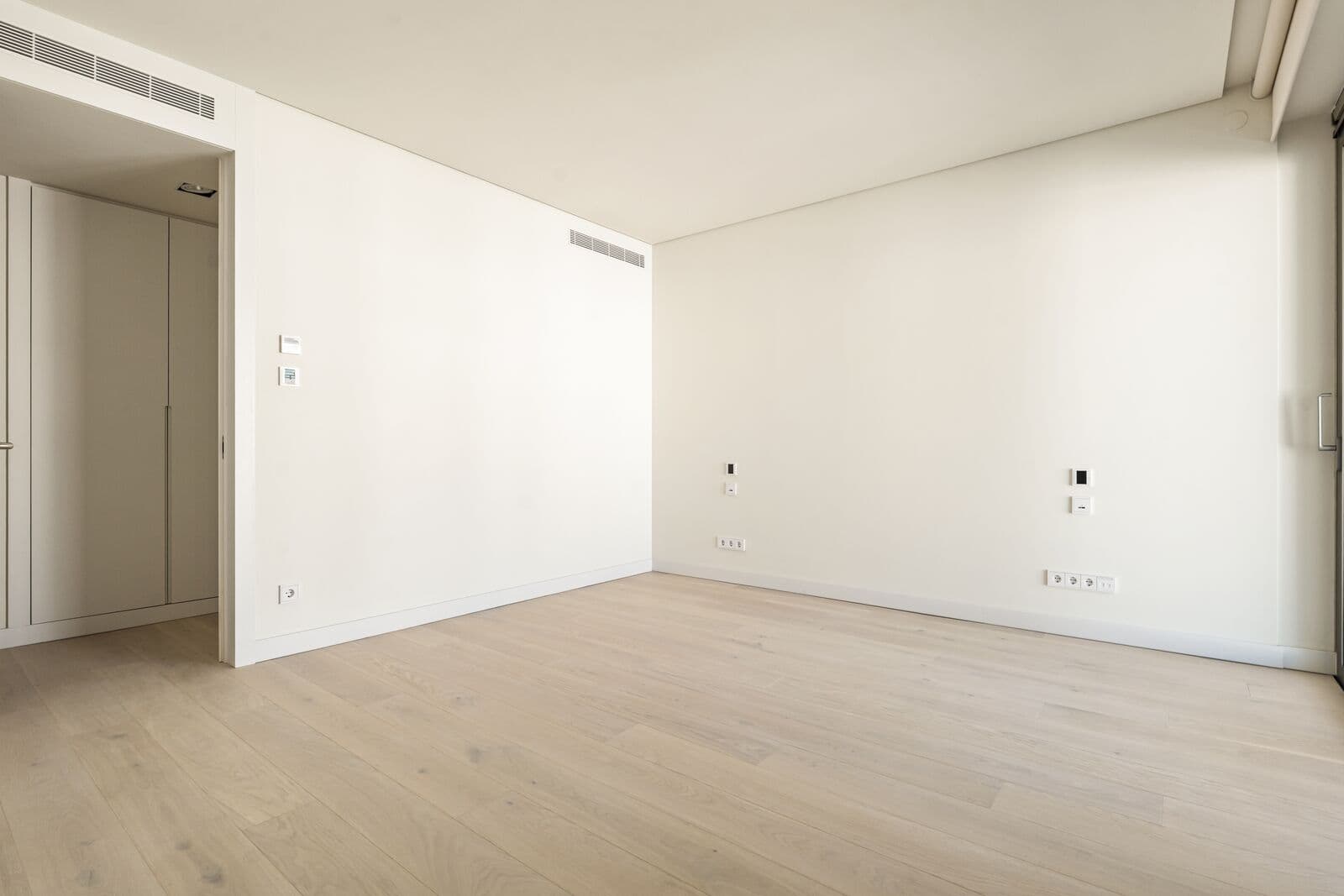 3 Bedroom Apartment with garden, Cascais - Image 44