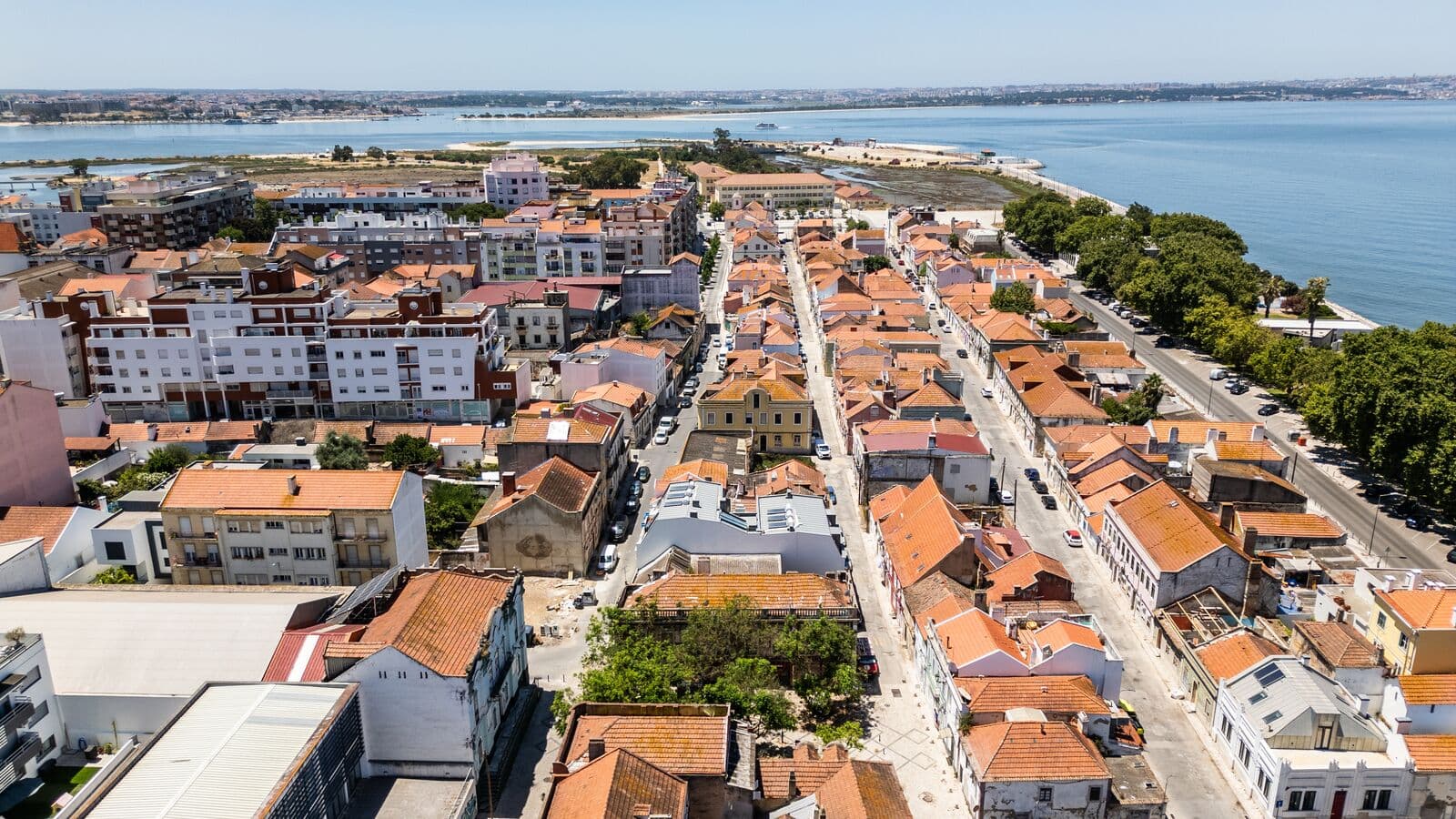 Immeuble, Barreiro - Image 25