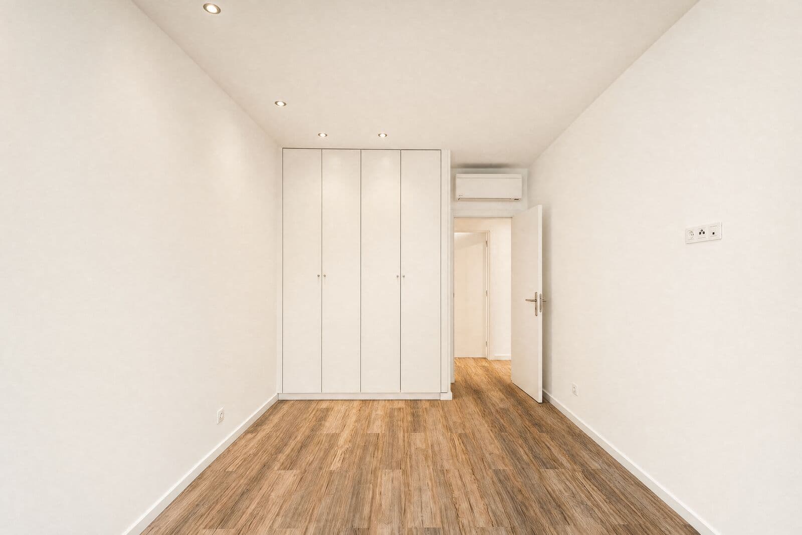 Appartement 5 pièces avec parking, Roma, Lisboa - Image 24