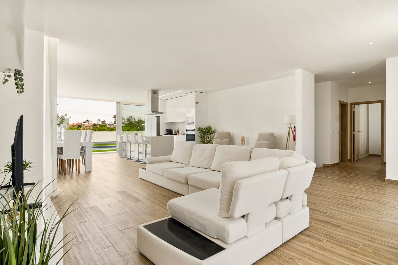 4 Bedroom Detached house with swimming pool, Alcobaça - Image 12
