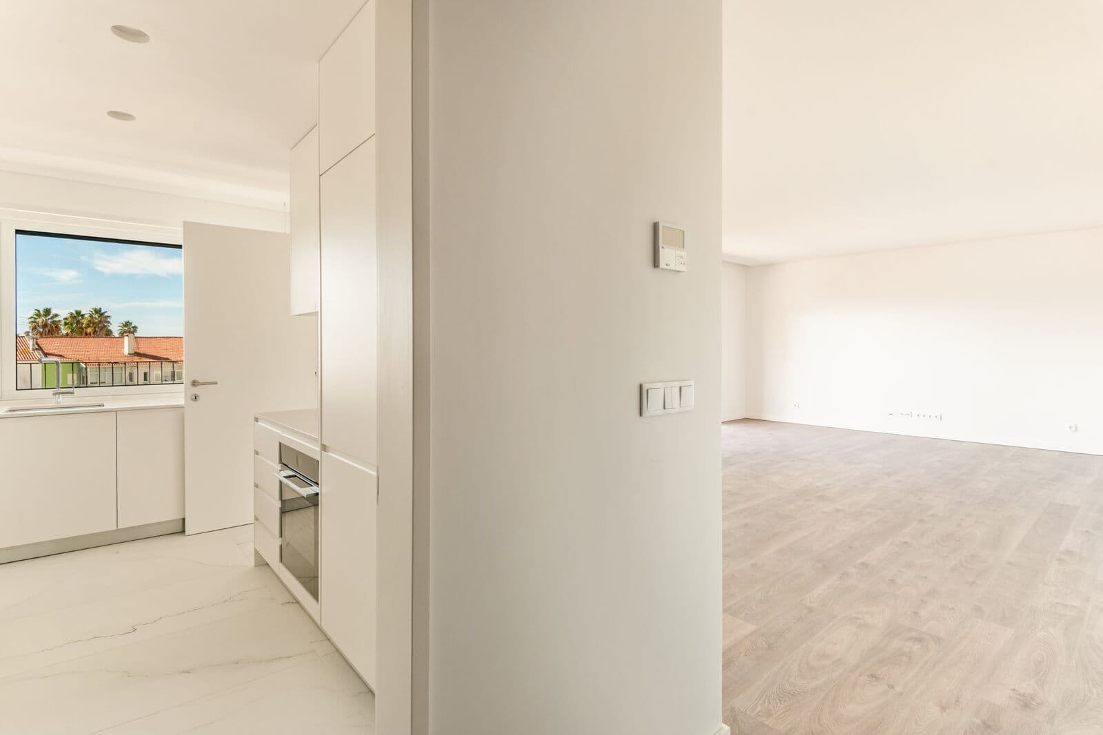 3 Bedroom Apartment with parking, Cascais - Image 10