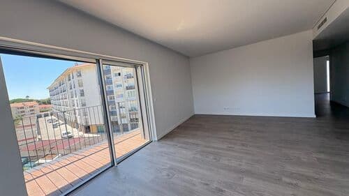 PF41130 - Apartamento T2 com jardim, Carcavelos, Cascais - Imagem 5