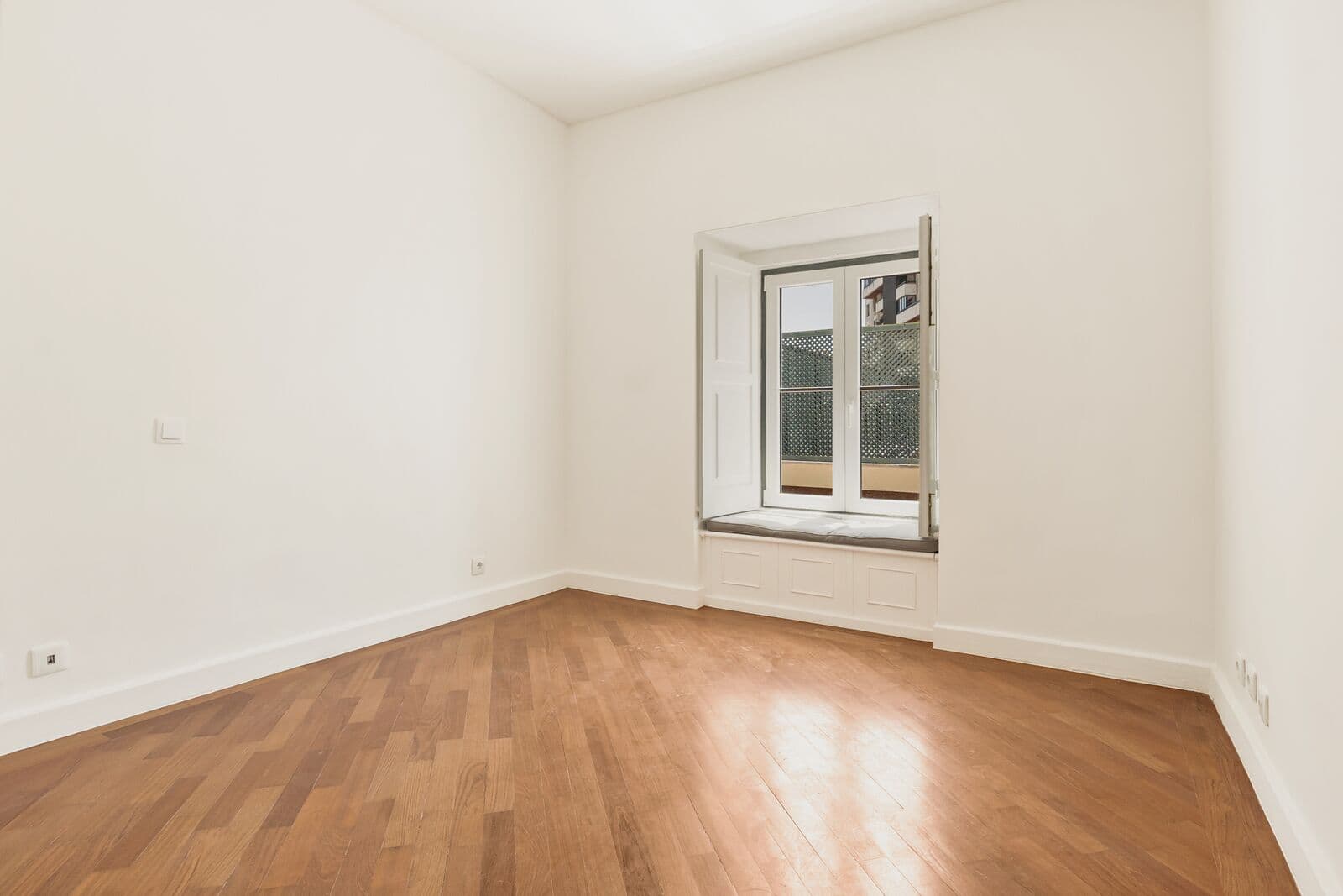 Apartamento T4 + 1 com piscina, Necessidades, Lisboa - Imagem 16
