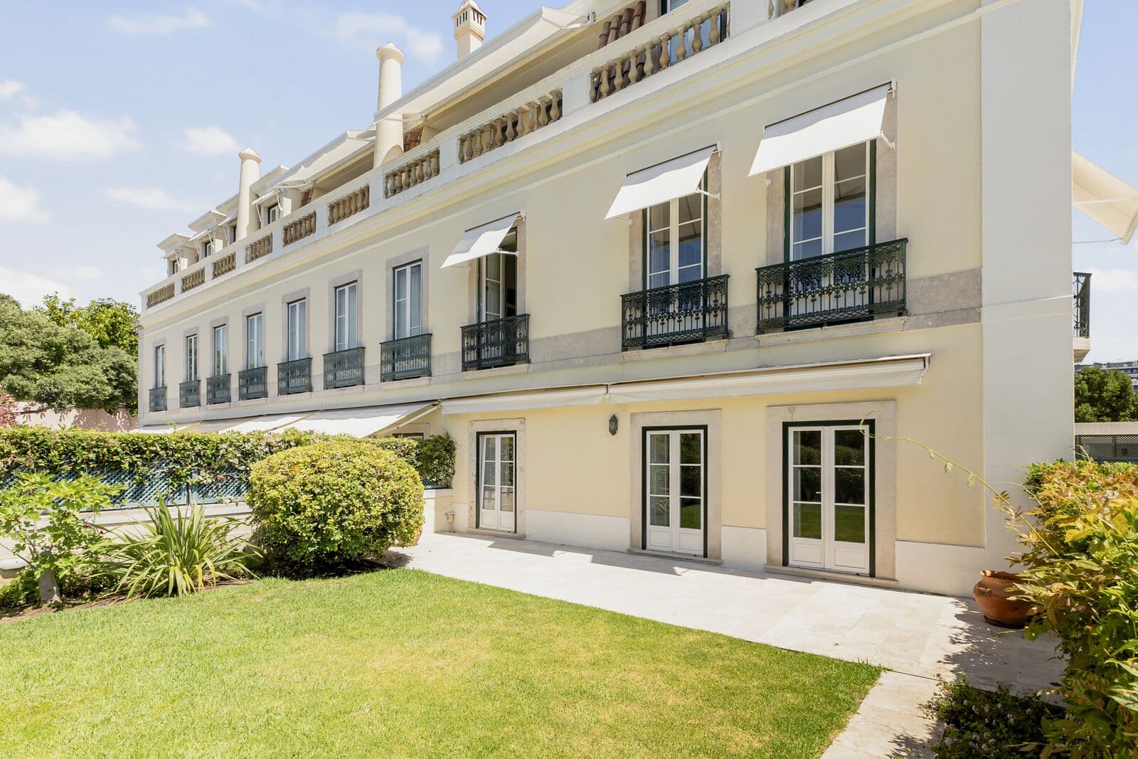 Apartamento T4 + 1 com piscina, Necessidades, Lisboa - Imagem 3