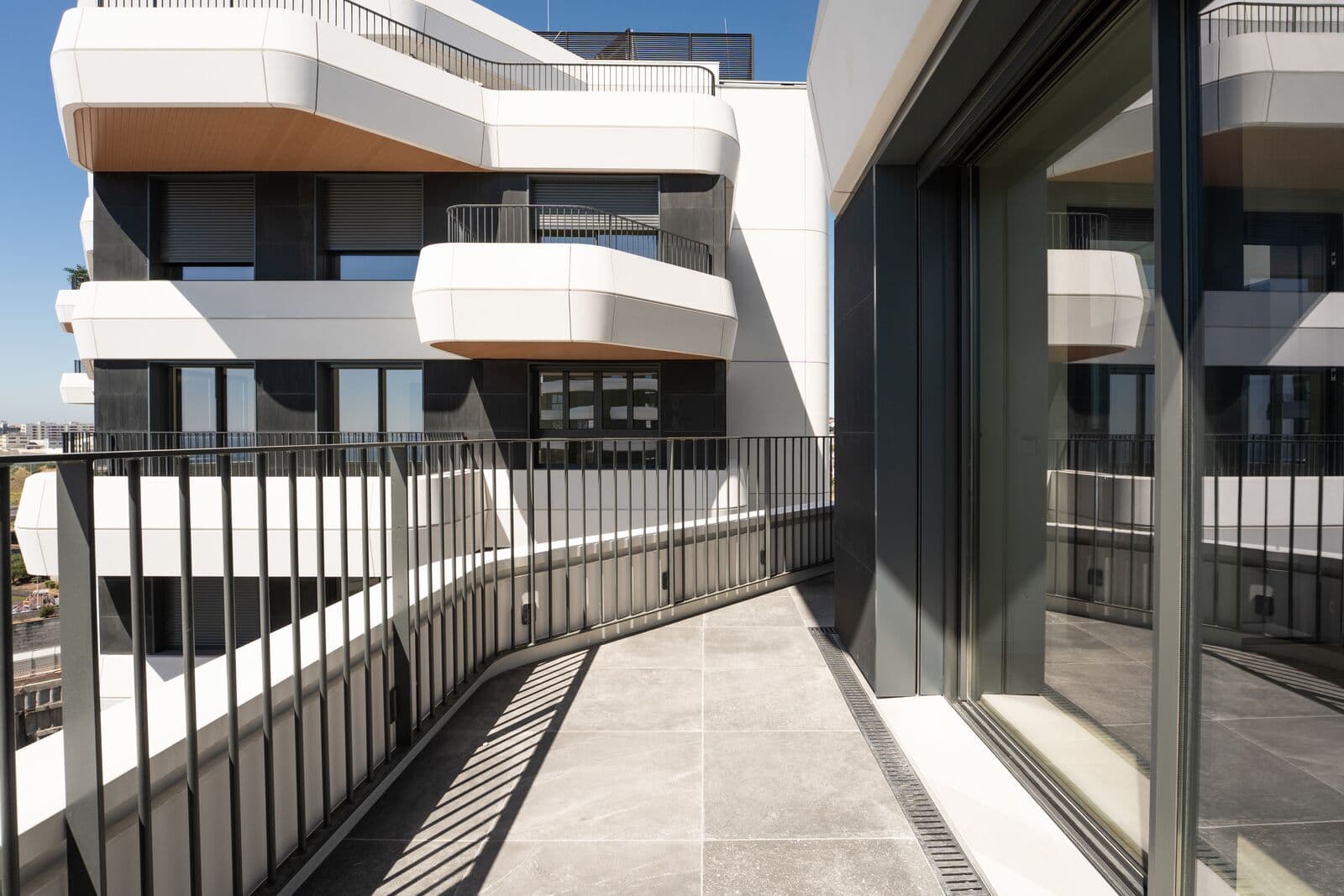 Appartement 4 pièces avec piscine, Parque das Nações, Lisboa - Image 2