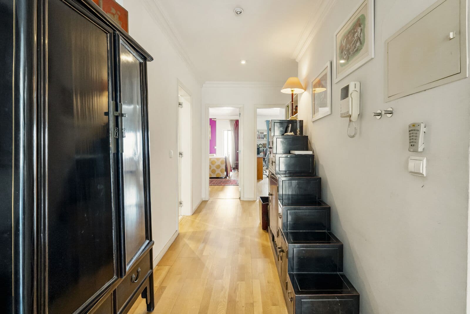 2 Bedroom Apartment with parking, Avenidas Novas, Lisboa - Image 6