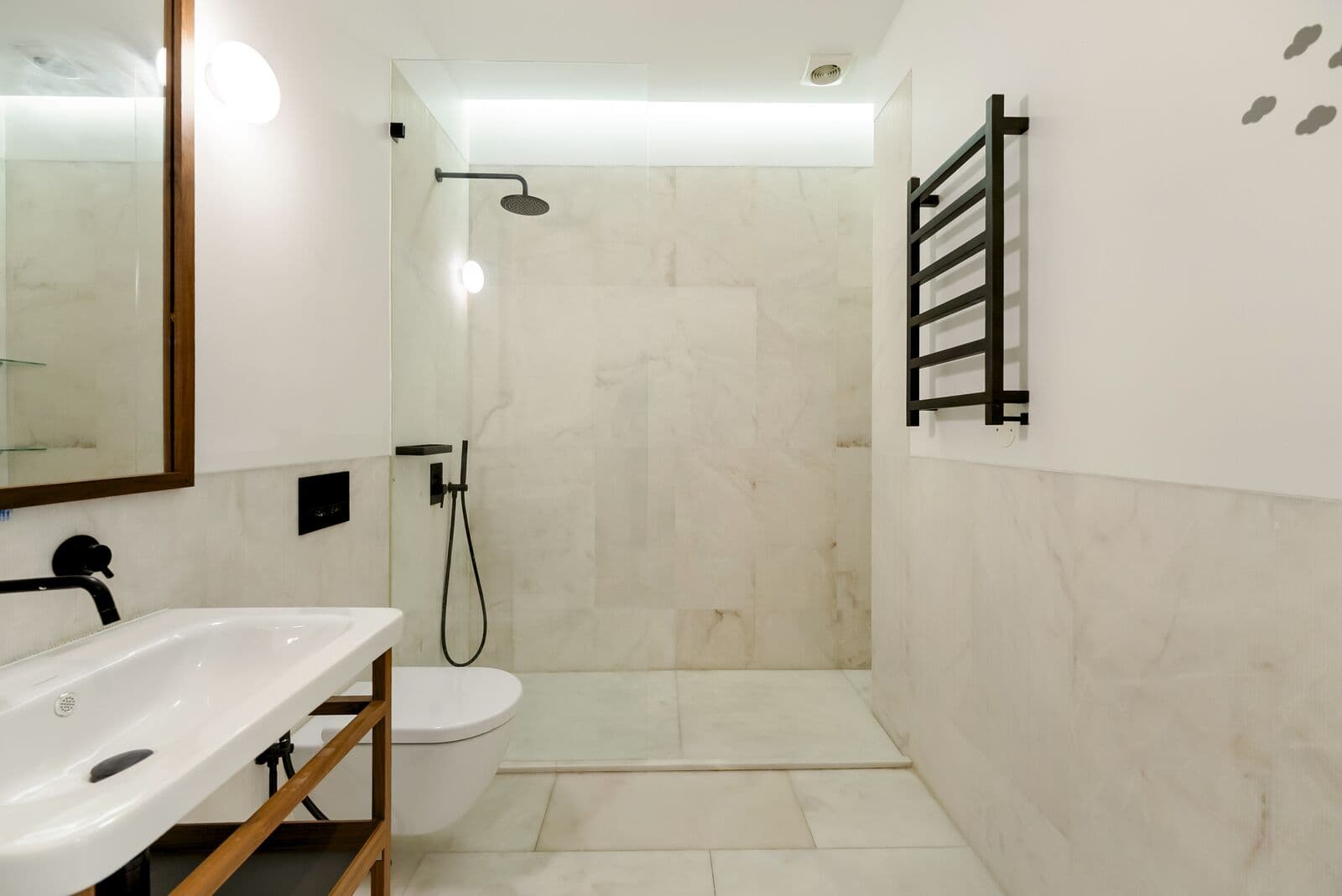 3 Bedroom Apartment with swimming pool, Restelo, Lisboa - Image 10