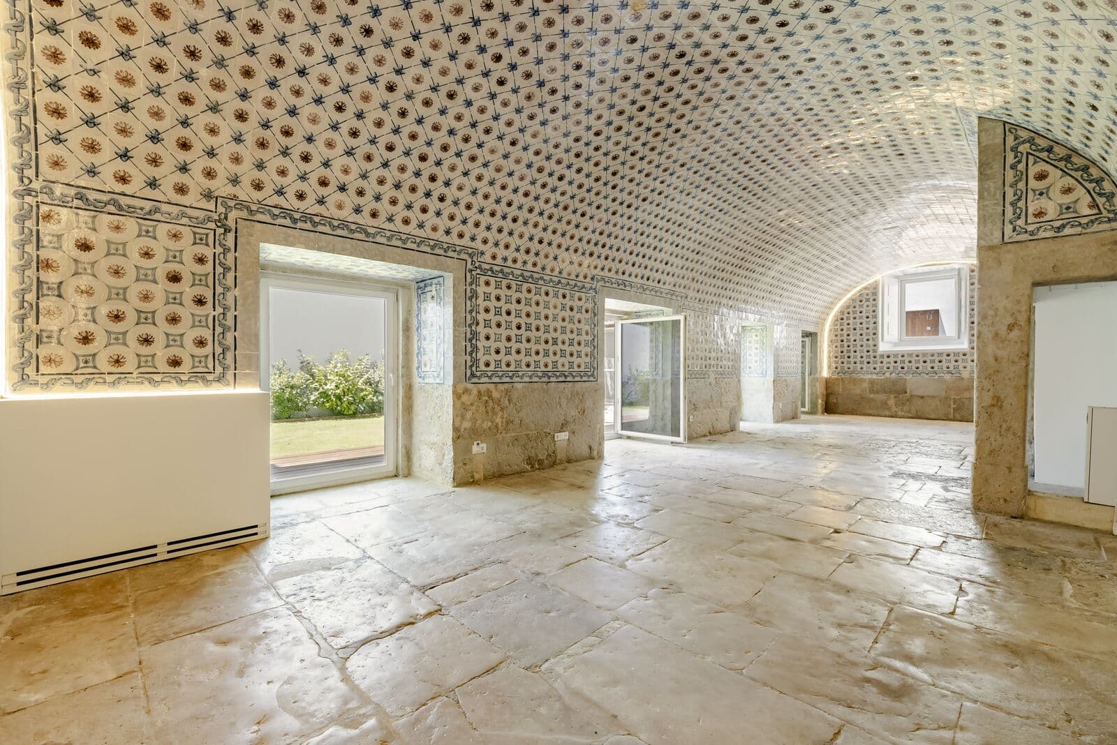 3 Bedroom Apartment with swimming pool, Restelo, Lisboa - Image 1