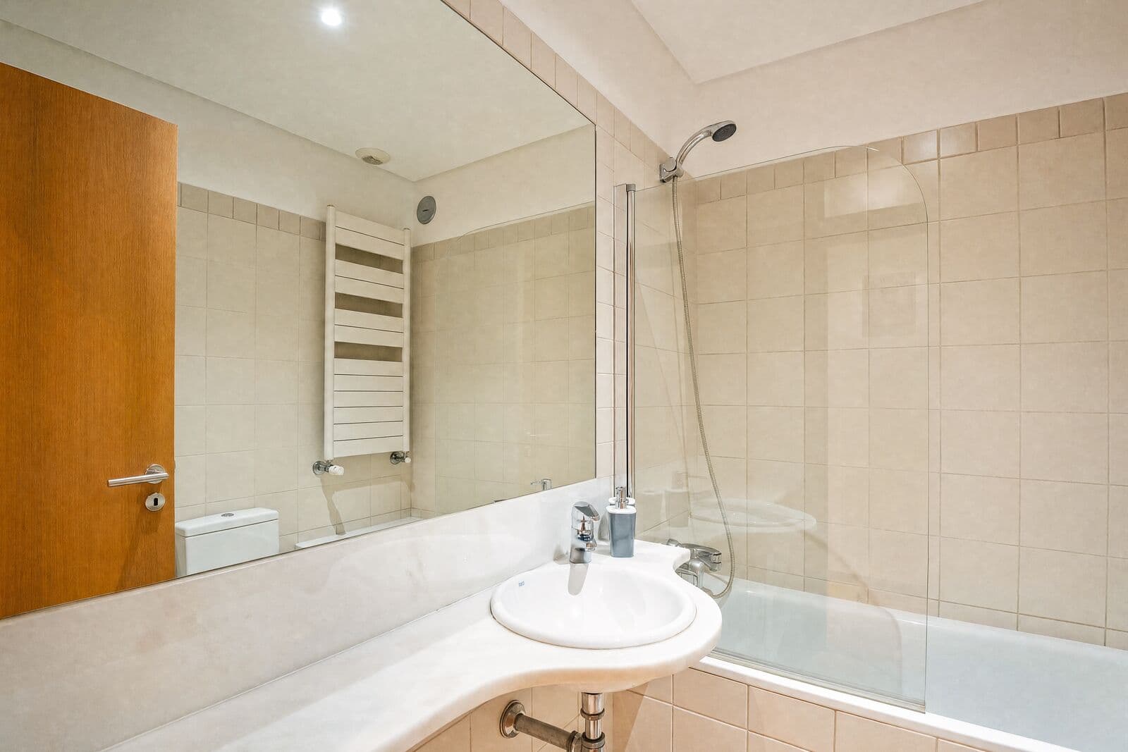 2 Bedroom Apartment with garden, Lisboa - Image 21
