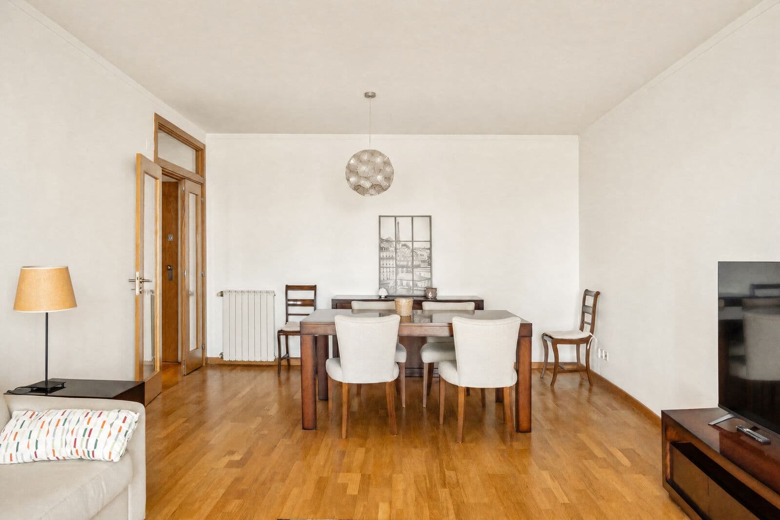 2 Bedroom Apartment with garden, Lisboa - Image 5