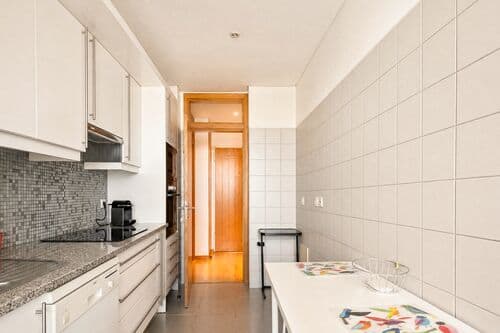 PF41207 - Apartamento T2 com jardim, Lisboa - Imagem 26