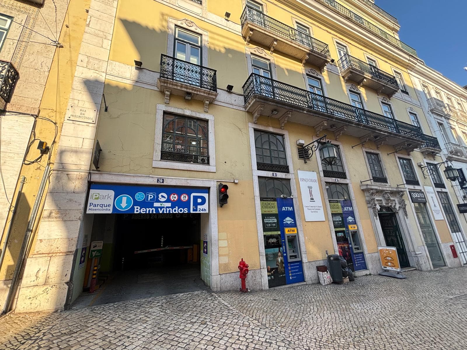 PF41209 - Estacionamento, Chiado, Lisboa - Imagem 1