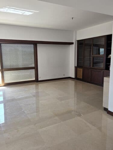 PF41280 - Appartement 5 pièces avec parking, Estrada da Luz, Lisboa - Image 4