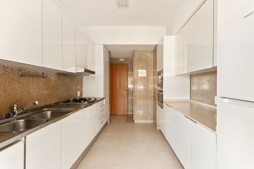 PF41280 - 4 Bedroom Apartment with parking, Estrada da Luz, Lisboa - Image 23