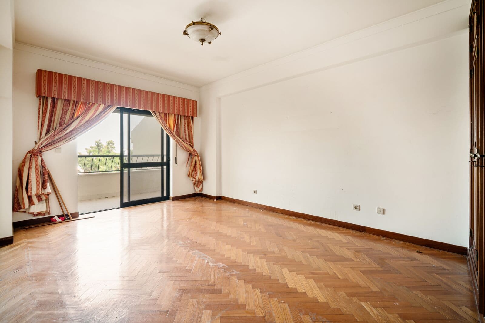 Apartamento T5 com estacionamento, Bairro do Rosário, Cascais - Imagem 12