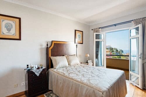 PF41310 - Moradia T5 + 1 com piscina, Parede, Cascais - Imagem 24
