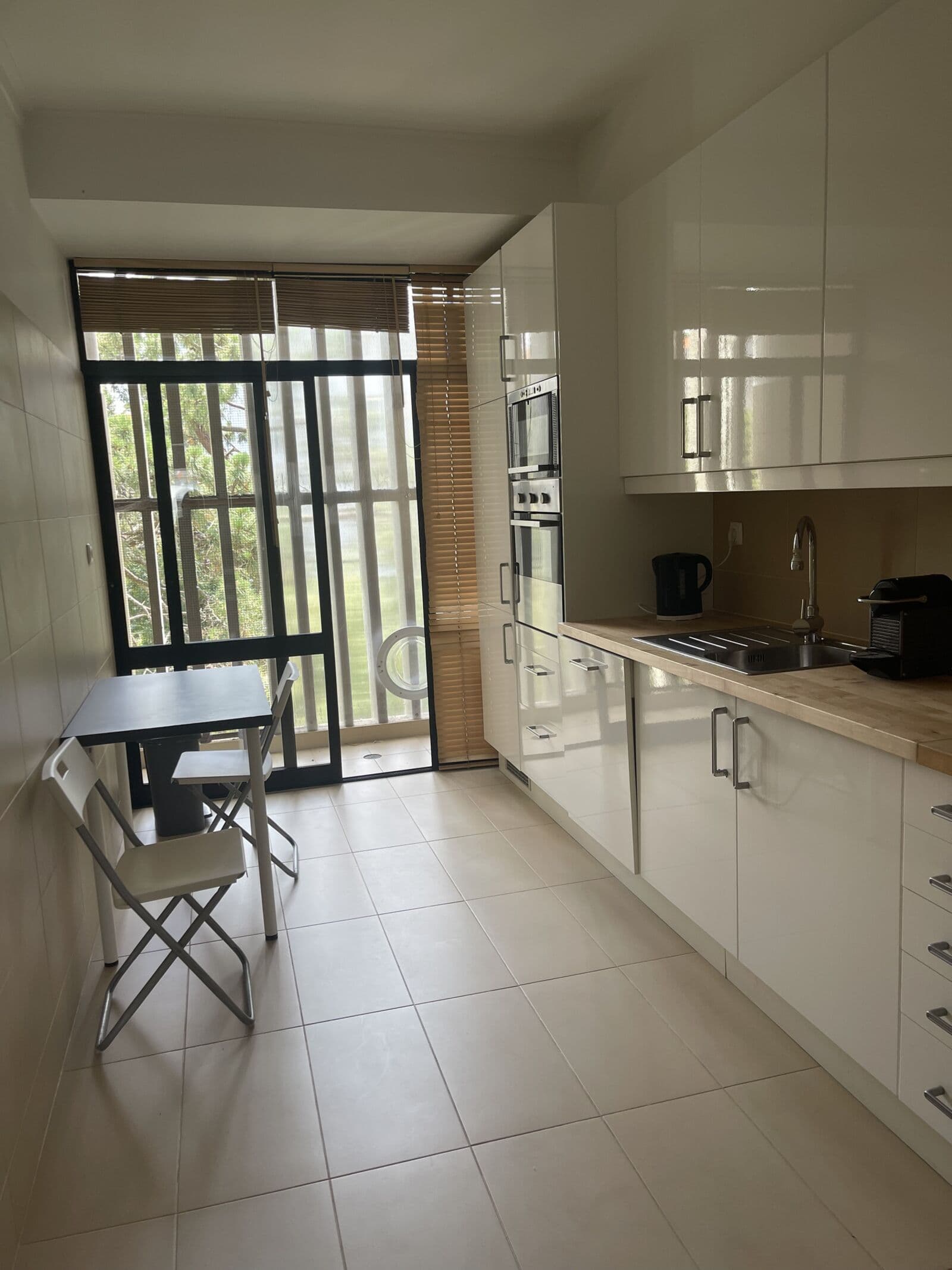 Apartamento T1 com estacionamento - Imagem 19