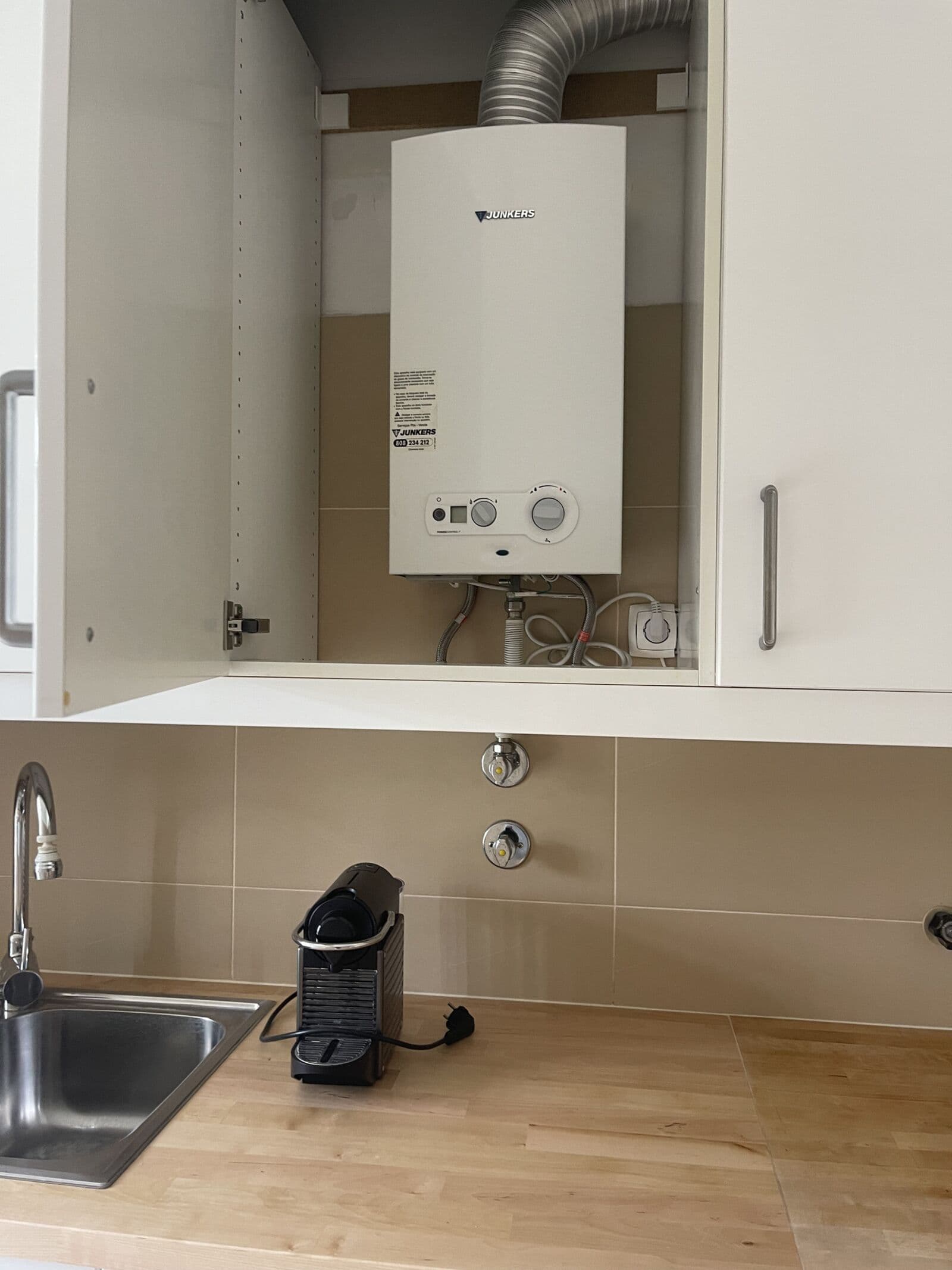 Apartamento T1 com estacionamento - Imagem 12