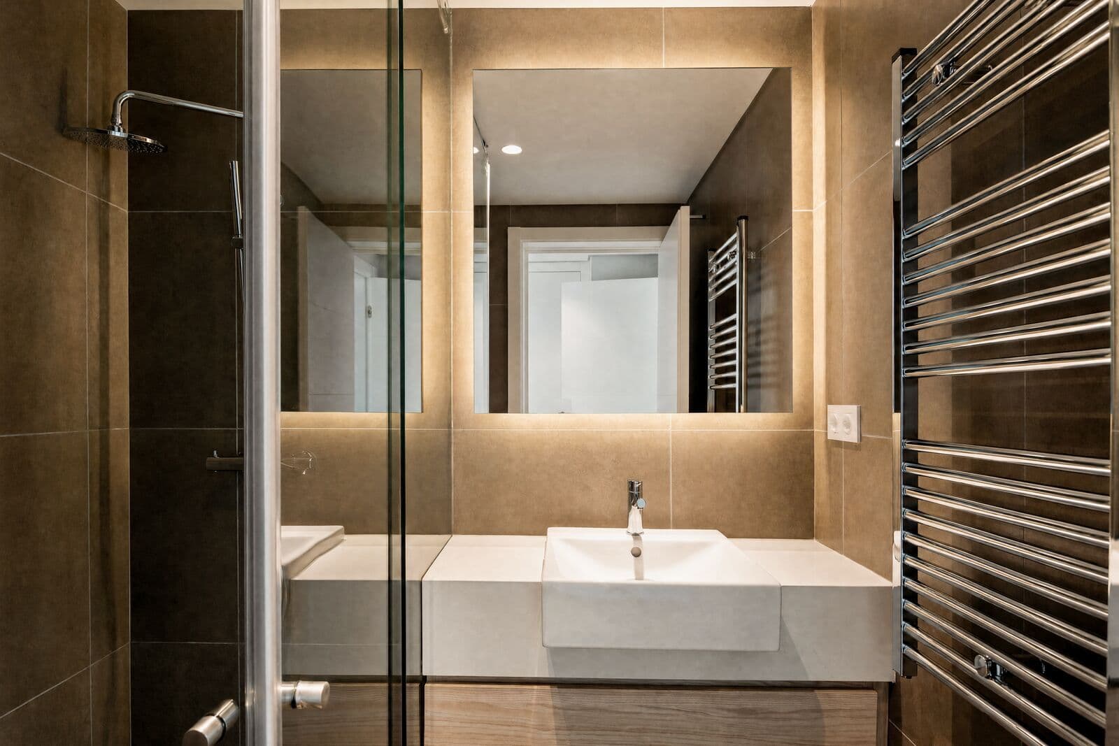 Moradia T4 com piscina - Imagem 19
