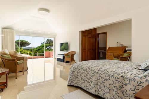PF41352 - 4 Bedroom House with swimming pool, Sintra - Image 15