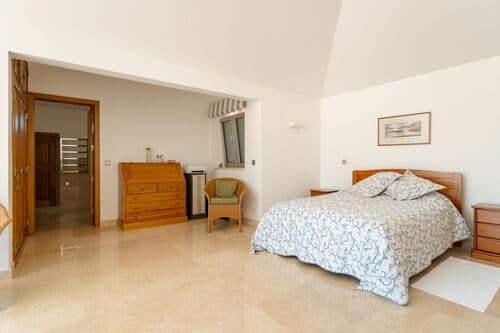 PF41352 - 4 Bedroom House with swimming pool, Sintra - Image 19