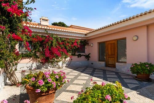 PF41352 - 4 Bedroom House with swimming pool, Sintra - Image 25