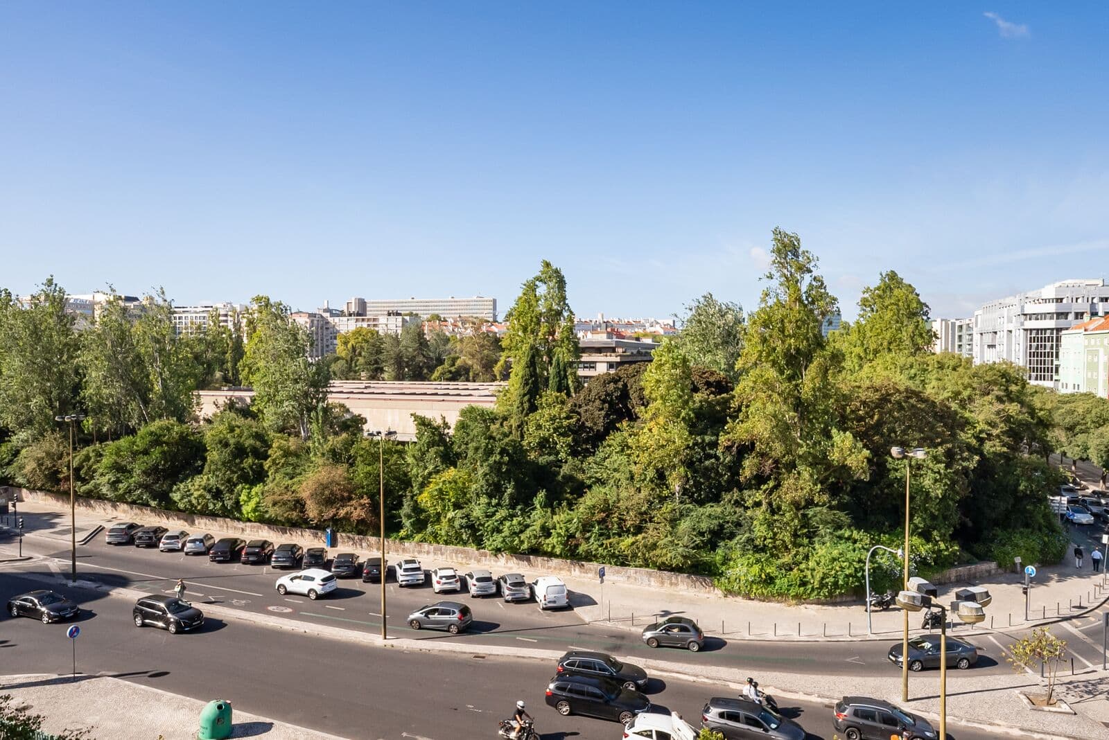 Penthouse T2 com vista, Gulbenkian, Lisboa - Imagem 4