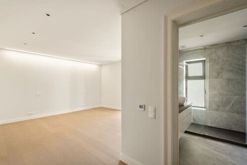 PF41396 - Appartement 5 pièces avec parking, Monte Estoril, Cascais - Image 27