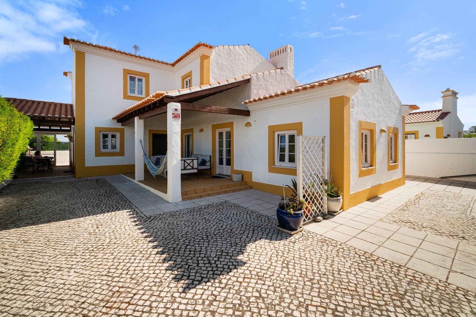 4 Bedroom Detached house with garden, Porto Covo, Sines - Image 1