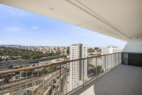 PF41410 - Penthouse T6 com piscina, Lisboa - Imagem 78