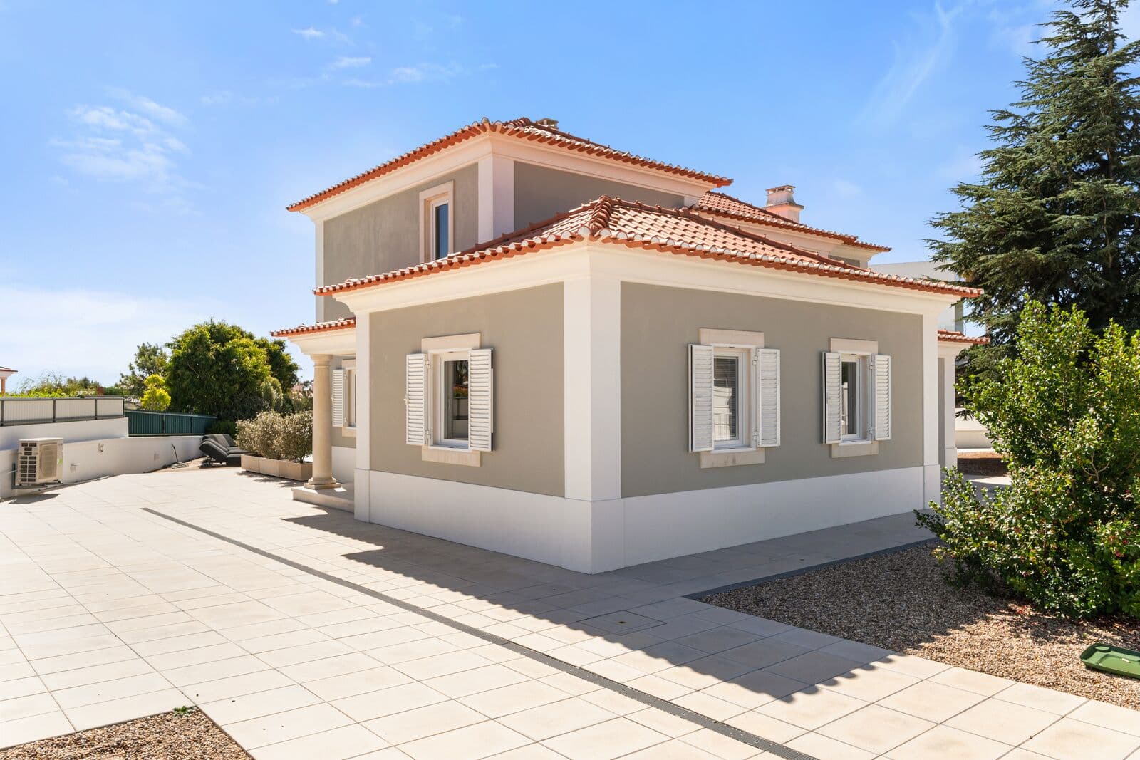 Moradia T4 com piscina, Quinta da Beloura, Sintra - Imagem 30