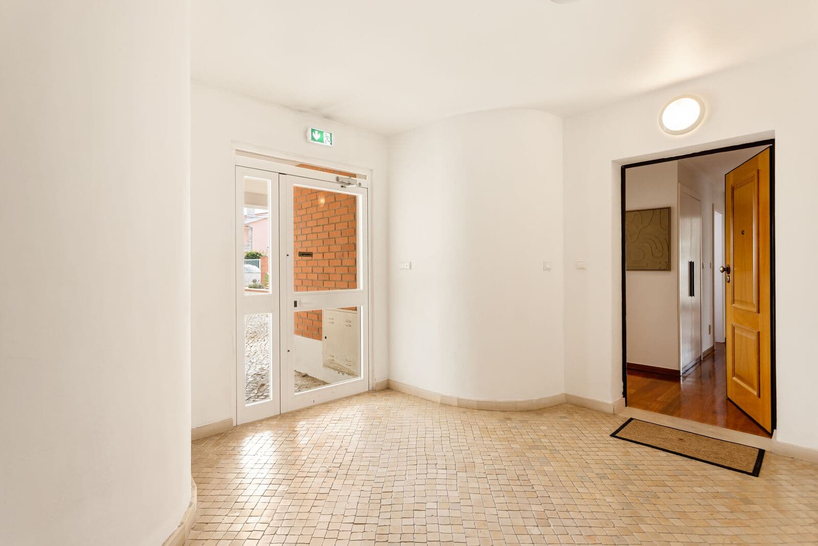 Apartamento T2 com jardim, Alvide, Cascais - Imagem 23