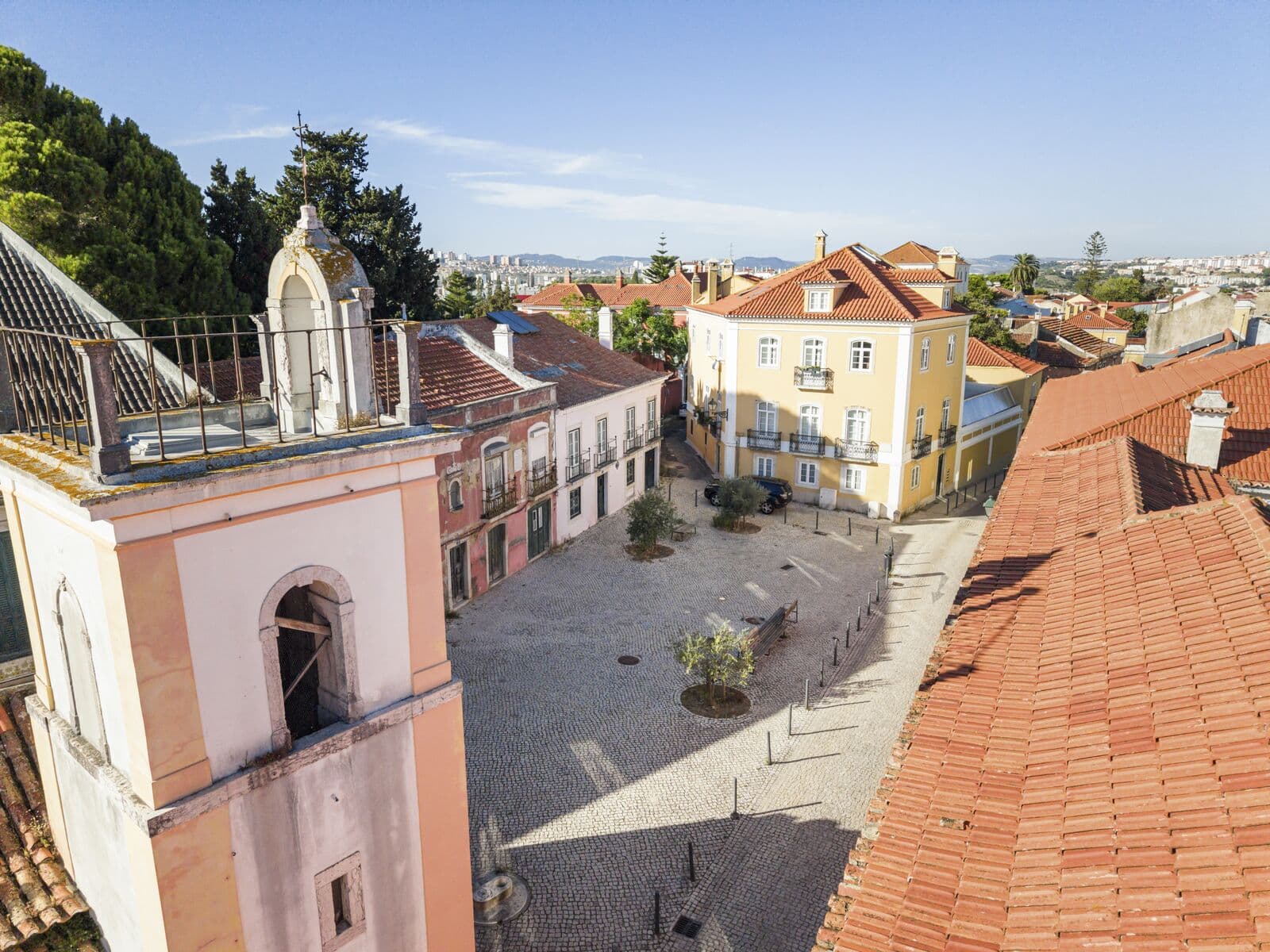Moradia T4 + 4 com piscina, Lisboa - Imagem 9