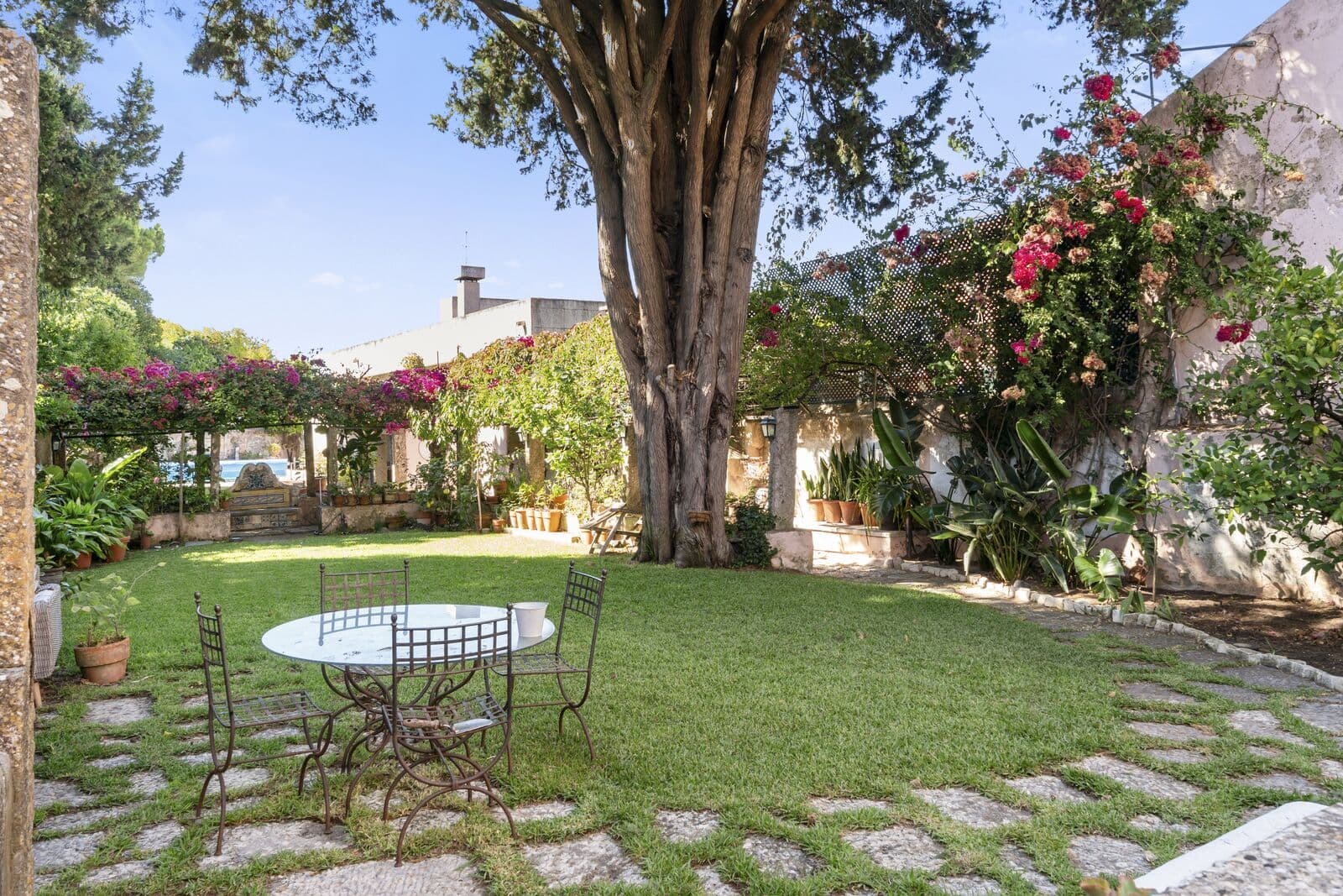 Moradia T4 + 4 com piscina, Lisboa - Imagem 5