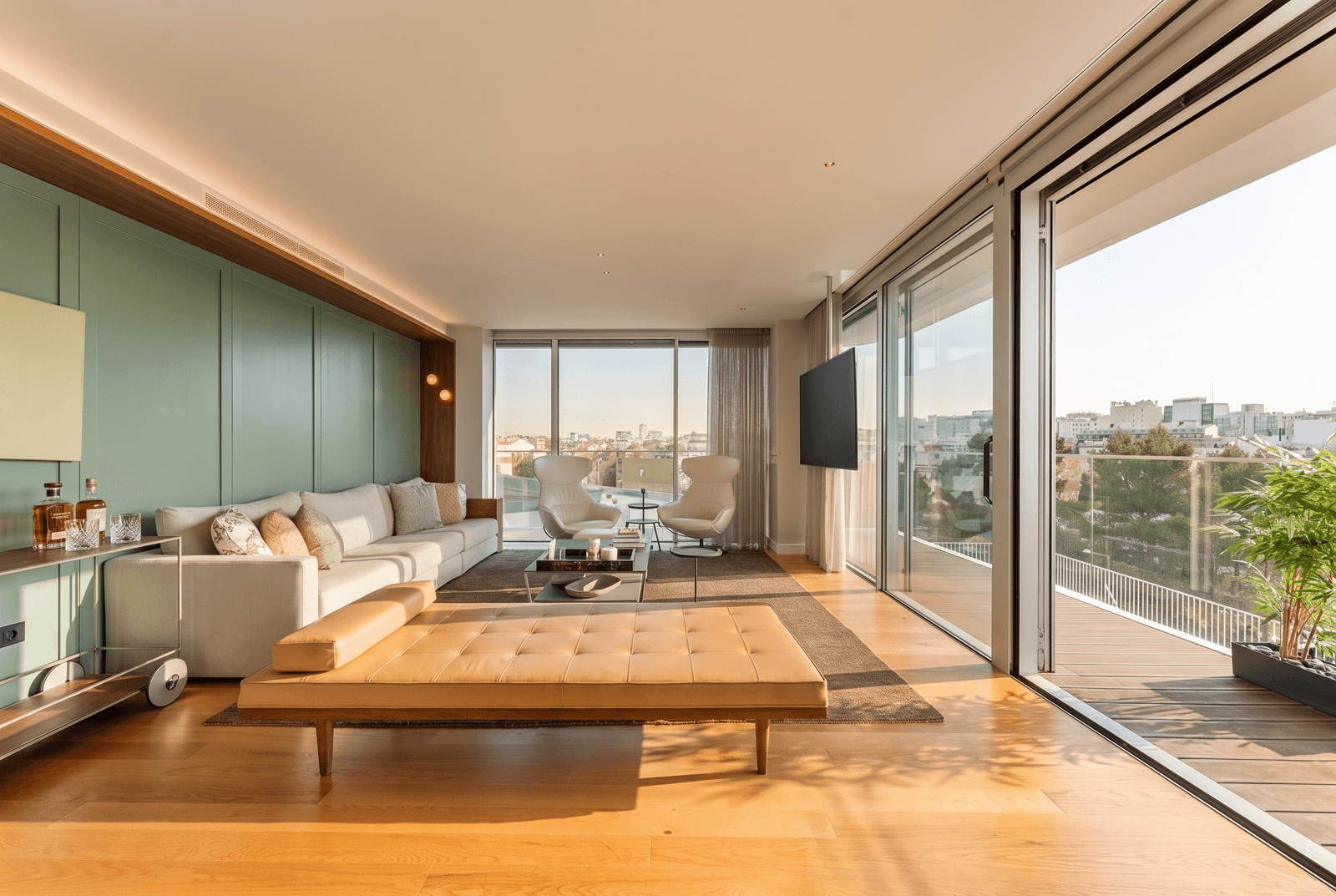 Apartamento T4 com estacionamento, Sete Rios, Lisboa - Imagem 1