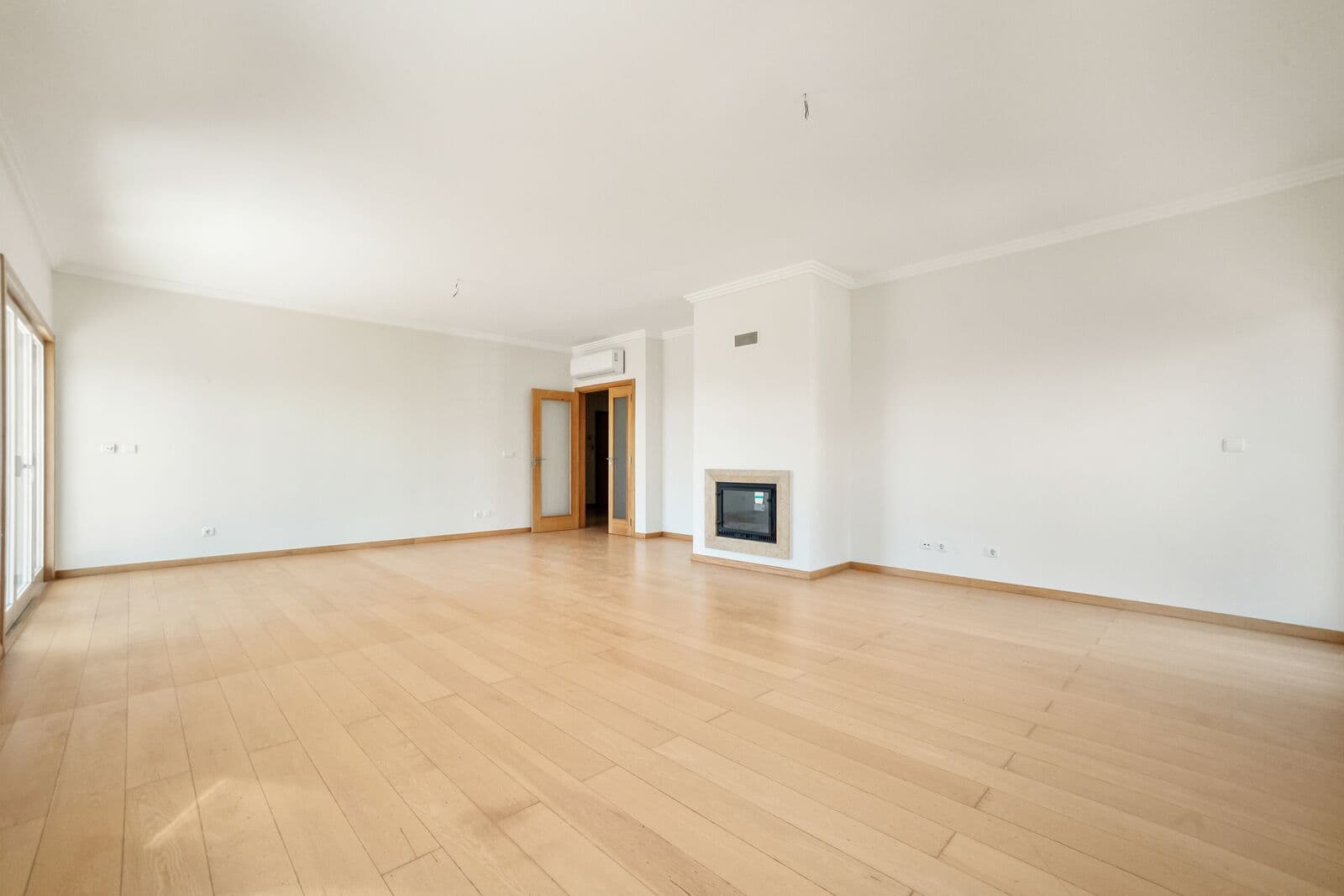 Apartamento T3 com jardim, Paço de Arcos, Oeiras - Imagem 4