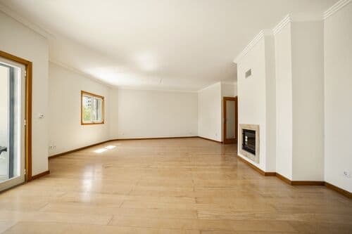 PF41542 - 4 Bedroom Apartment with garden, Paço de Arcos, Oeiras - Image 5