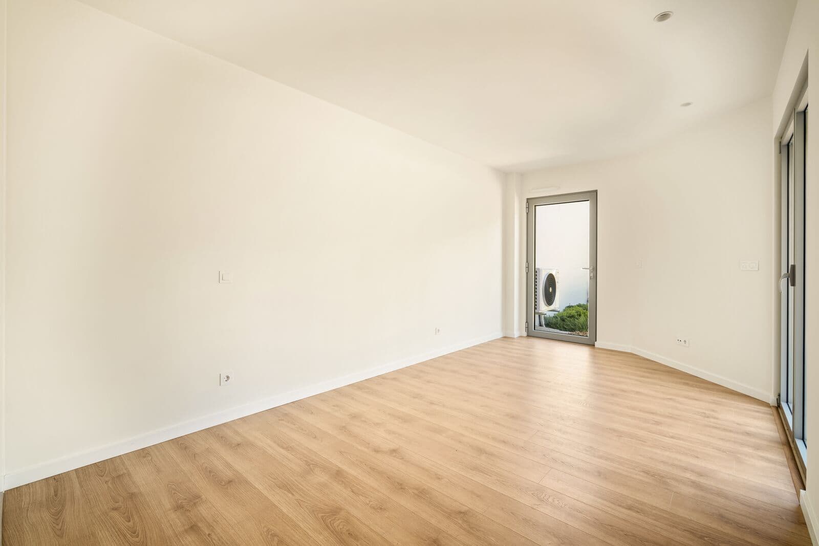 3 Bedroom Apartment with garden, Lumiar, Lisboa - Image 1