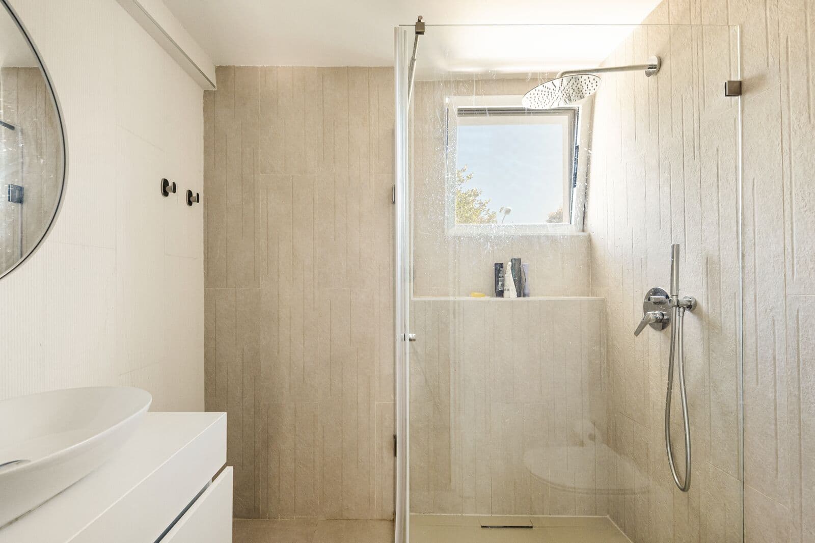 Moradia T6 com piscina, Nova Oeiras, Oeiras - Imagem 19