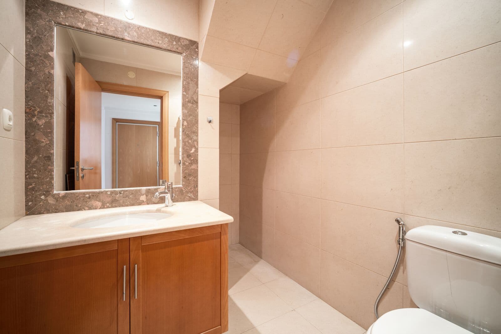 Duplex T2 com jardim, Parque das Nações, Lisboa - Imagem 21